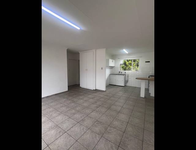 2 BEDROOM APARTMENT RENTED IN BOKSBURG WEST